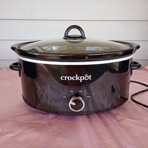 Crock-Pot 7 Quart Oval Manual Slow Cooker, Black